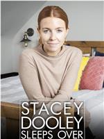 Stacey Dooley Sleeps Over Season 1在线观看和下载